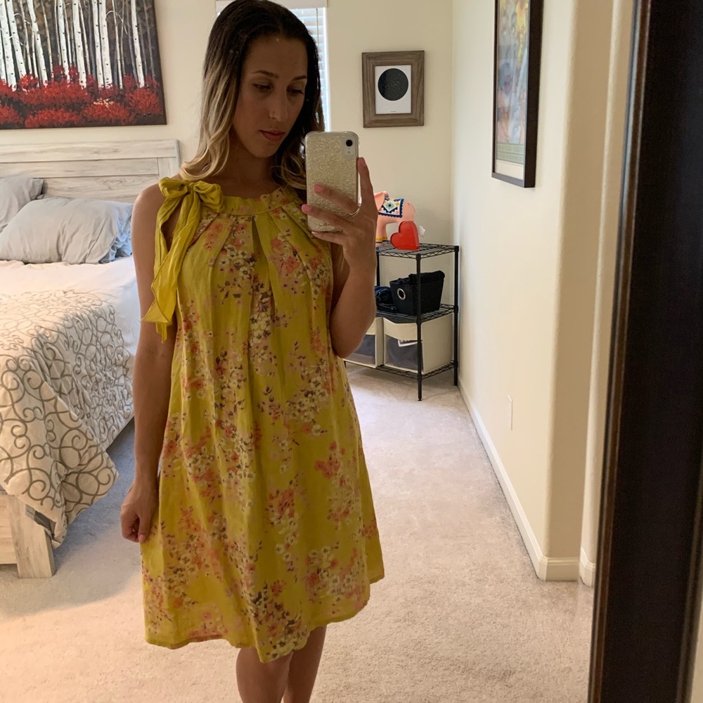 Cutest tie top dress.
